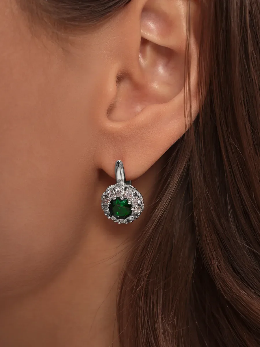 Серьги бижутерные висячие с зелёным камнем и камнями — фотография 2